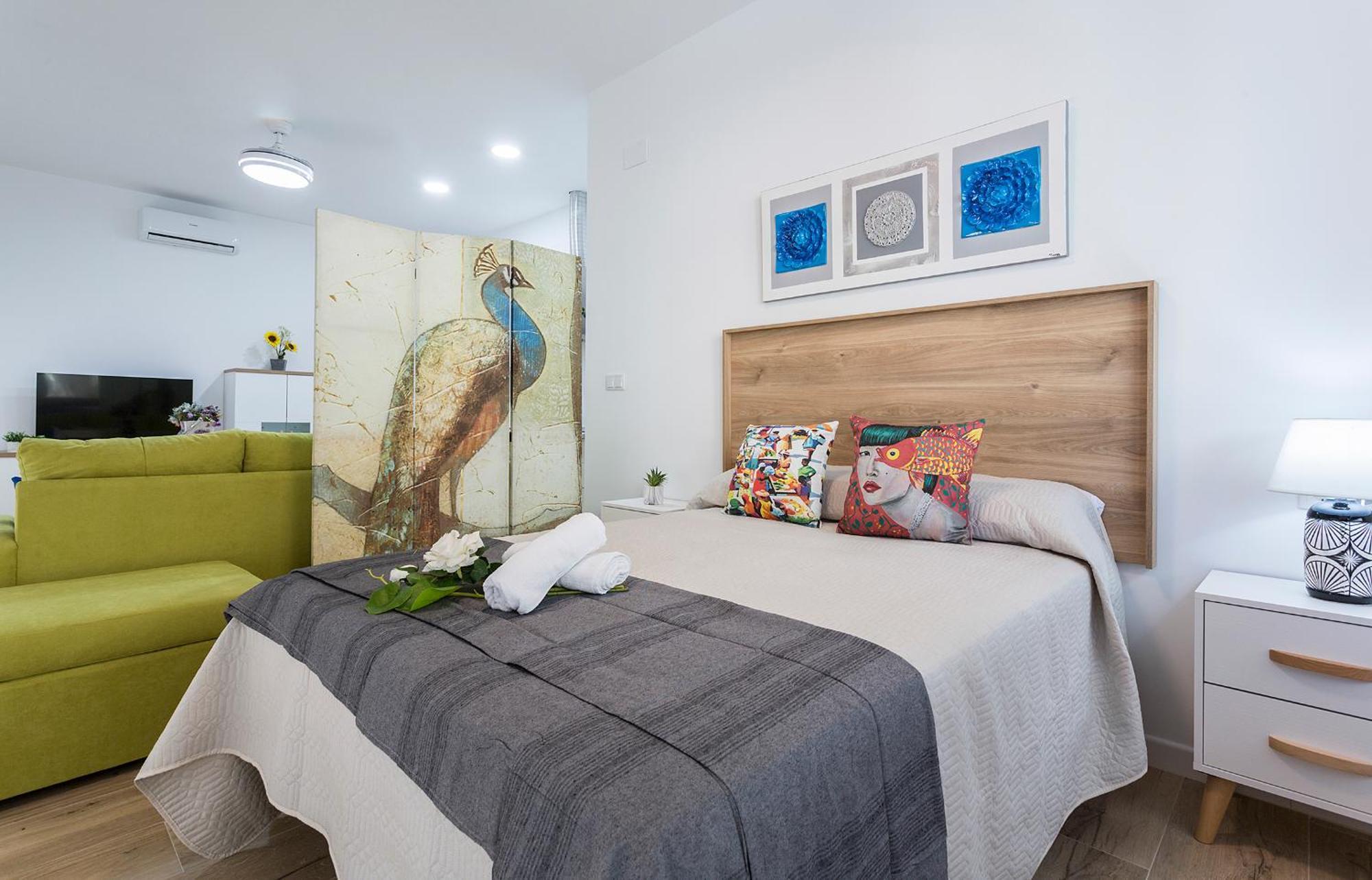Estudio Moderno Playa Victoria Кадис Экстерьер фото